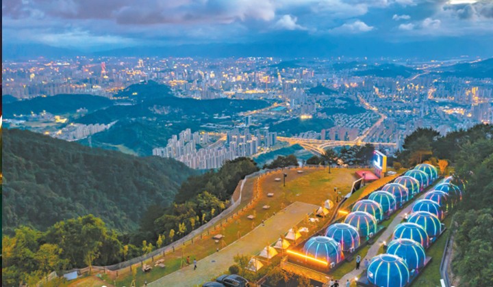 云上宦溪露營(yíng)地18套星空房民宿案例