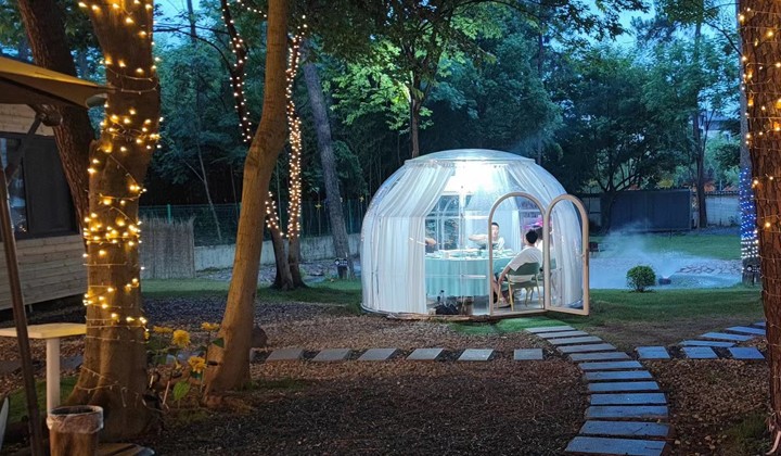 透明星空房?jī)r(jià)格一般多少錢？